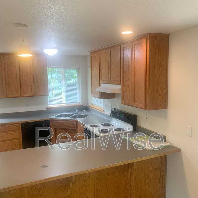 210 3rd St #A - Photo 5 of 12