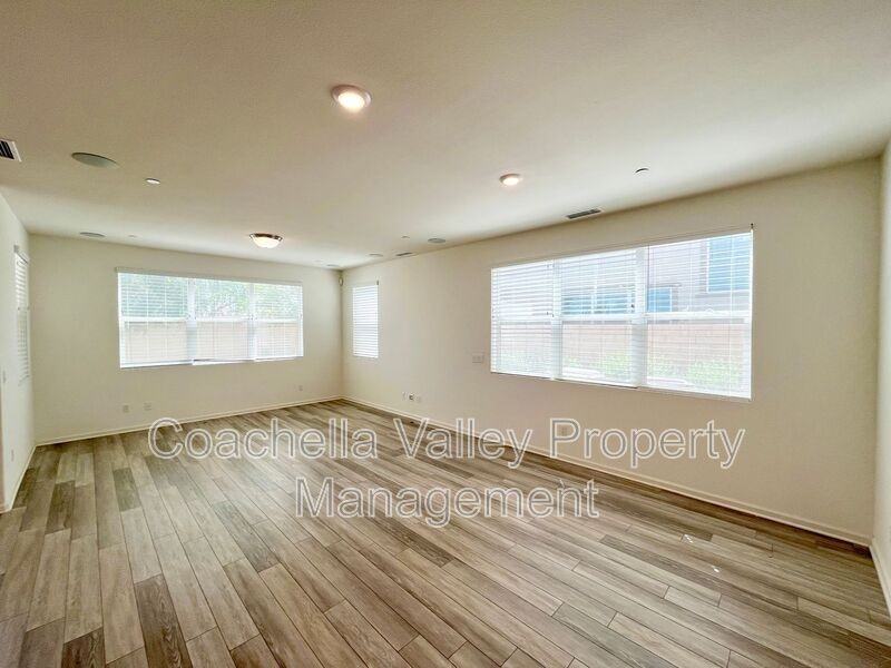 84443 Passagio Lago Way - Photo 2 of 48