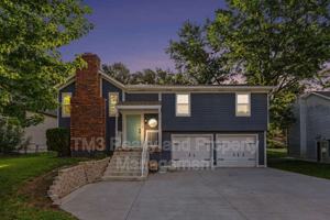 featured image of 15213 S Seminole Dr