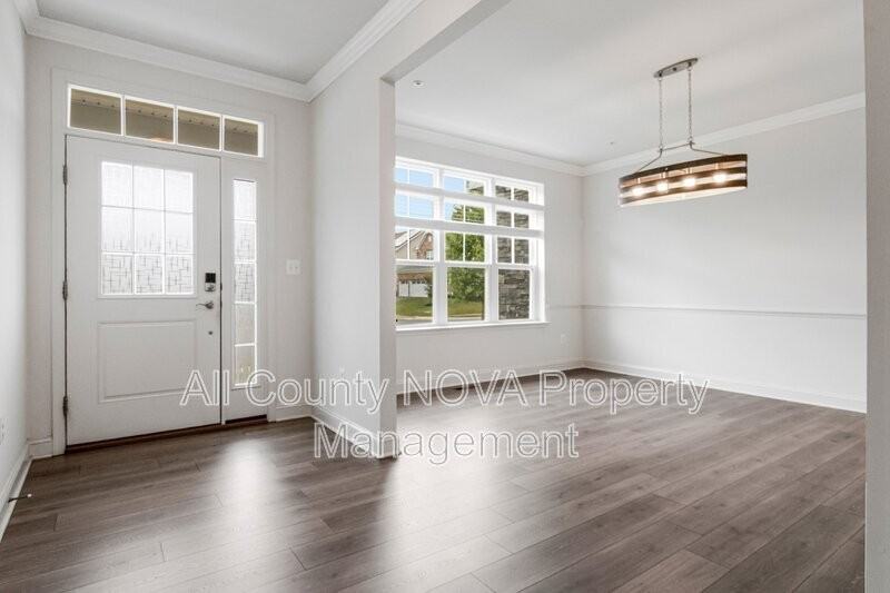 11010 N Riding Rd - Photo 4 of 50