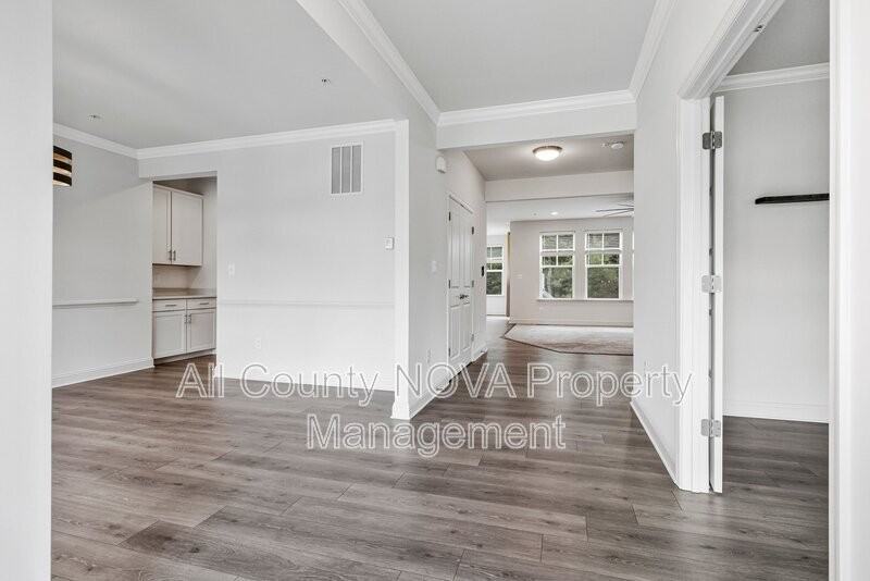 11010 N Riding Rd - Photo 5 of 50