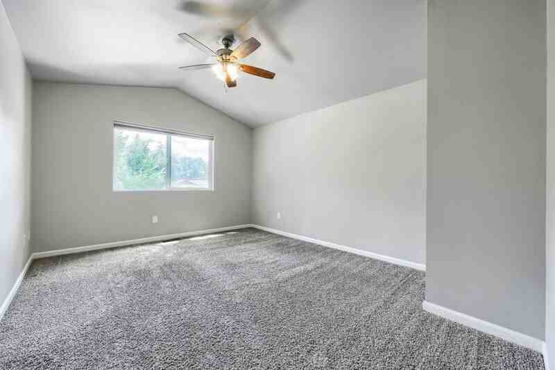 3122 Illinois Ave - Photo 6 of 17