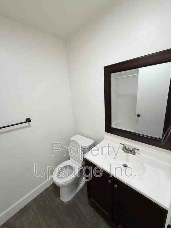 330 Bird St #6 - Photo 6 of 19