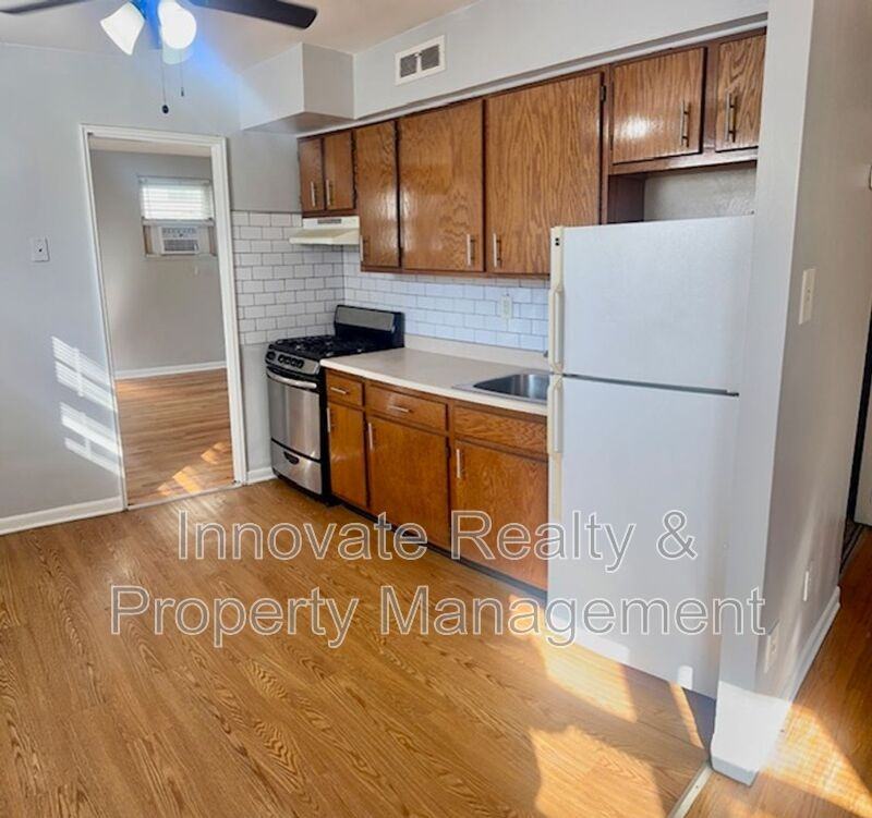 9513 Hoff St #8 - Photo 3 of 17