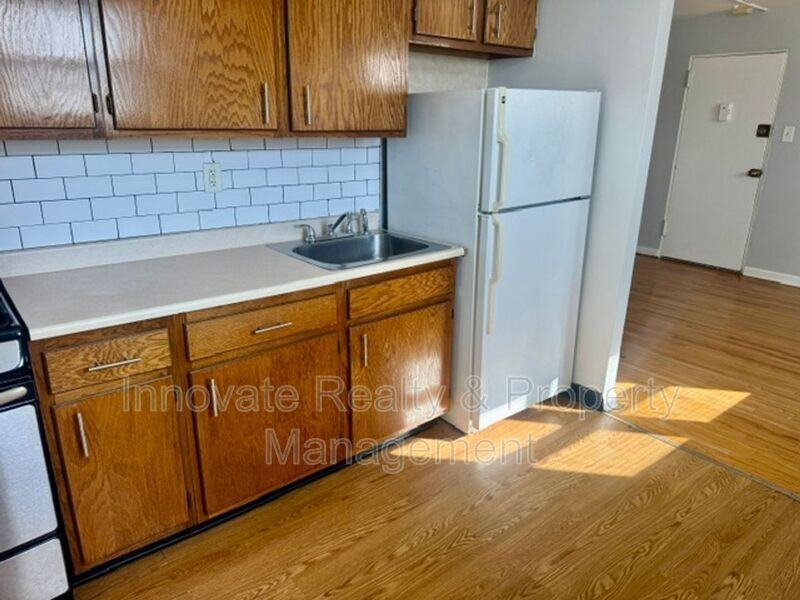 9513 Hoff St #8 - Photo 4 of 17
