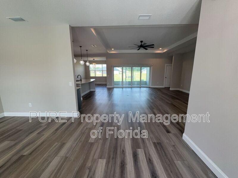 1817 Nw 83rd Loop - Photo 5 of 50