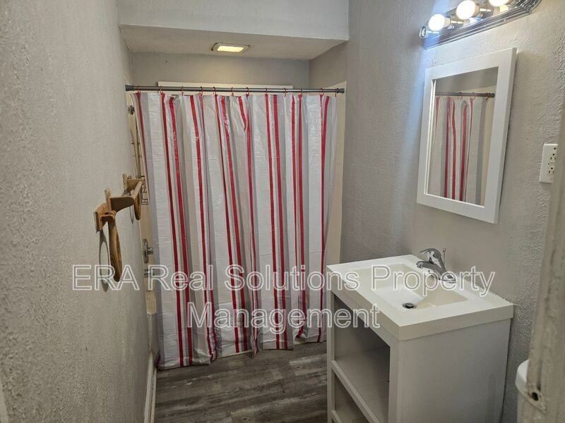 3721 W 33rd St Uppr - Photo 4 of 20