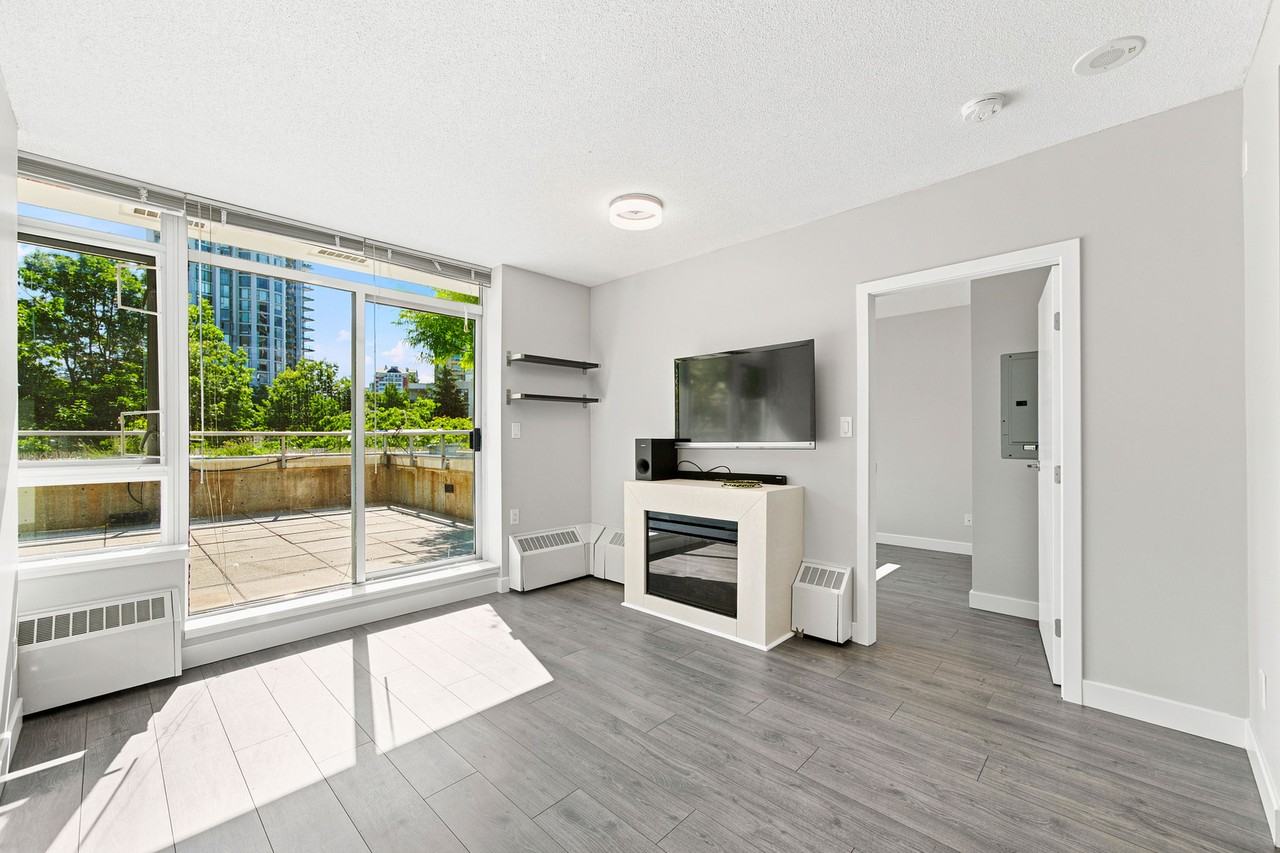 175 2nd Street West #307 - Photo 5 of 18