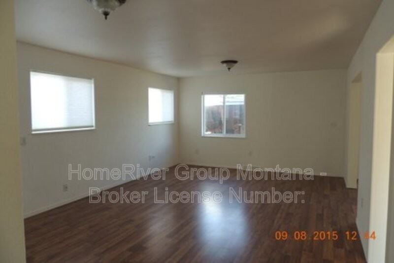 2241 Dearborn Ave - Photo 3 of 5