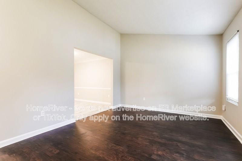 6355 Peppermill Ln - Photo 2 of 18