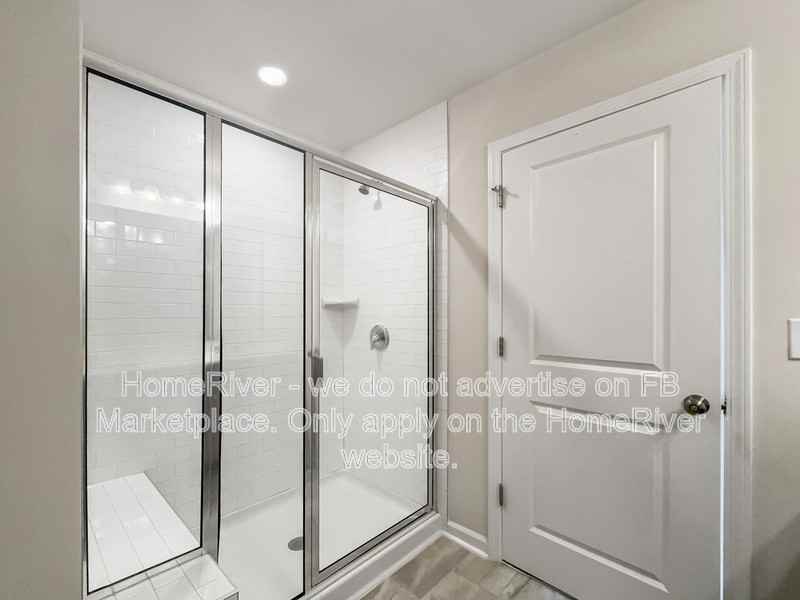 3715 Feltham Ln - Photo 7 of 20
