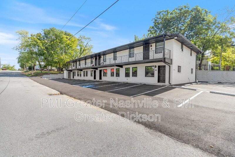 201 Sylvis St #6 - Photo 3 of 18