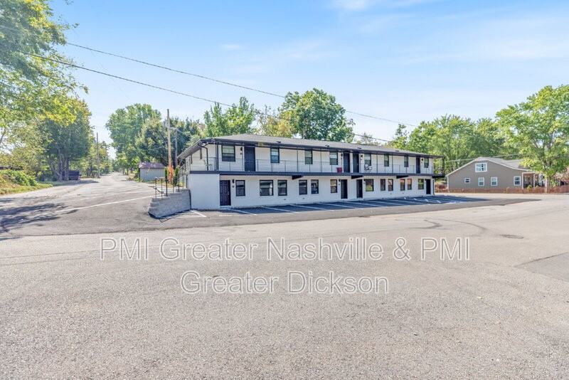 201 Sylvis St #6 - Photo 4 of 18