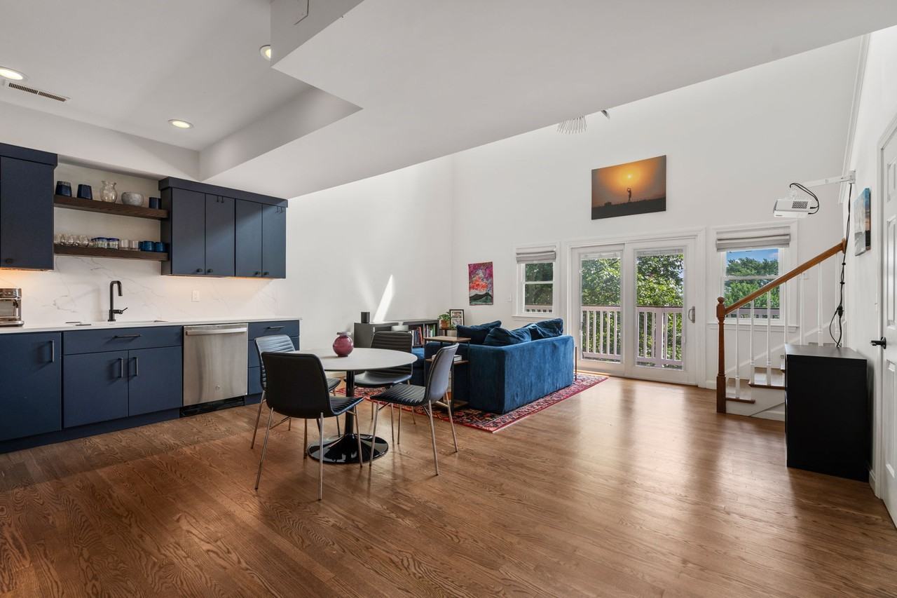 112 Highland Ave #H - Photo 4 of 19