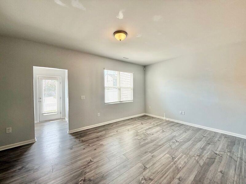 88 Liam St - Photo 7 of 24
