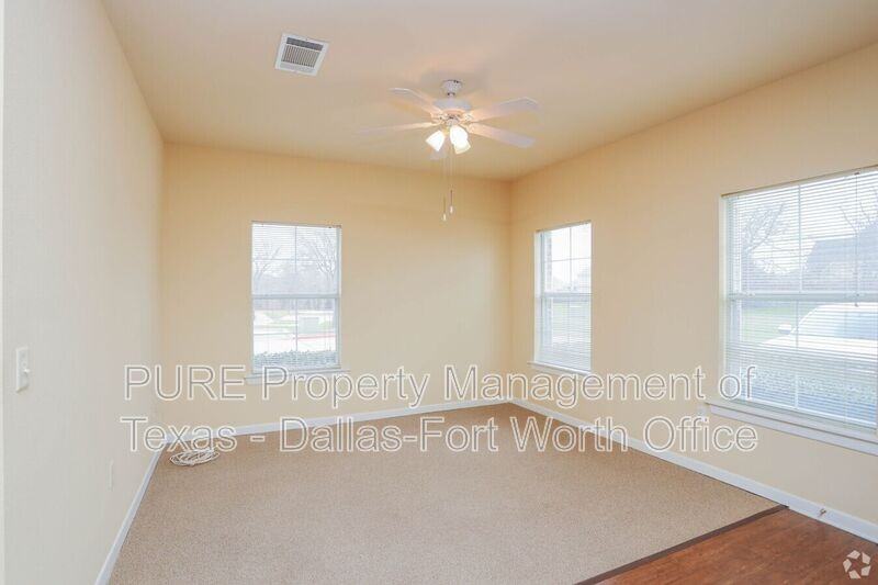 400 Glade Rd #104 - Photo 4 of 23