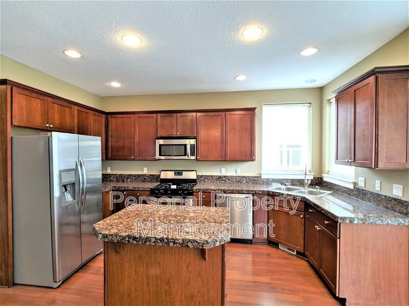 10405 Ne 98th Ave - Photo 5 of 28