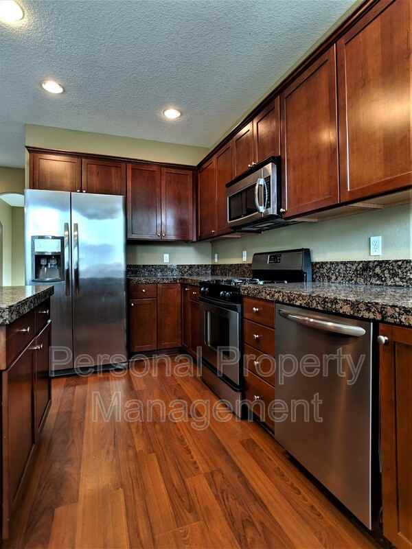10405 Ne 98th Ave - Photo 6 of 28