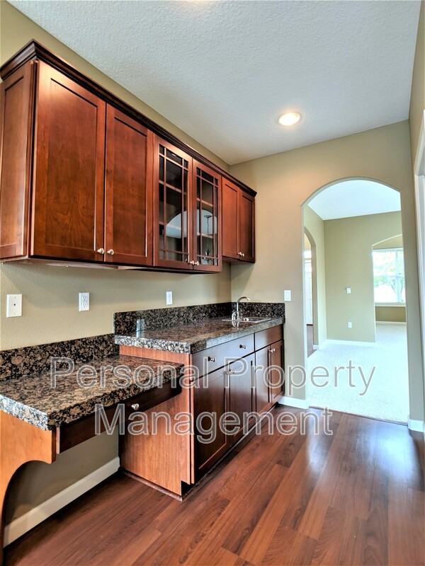 10405 Ne 98th Ave - Photo 7 of 28