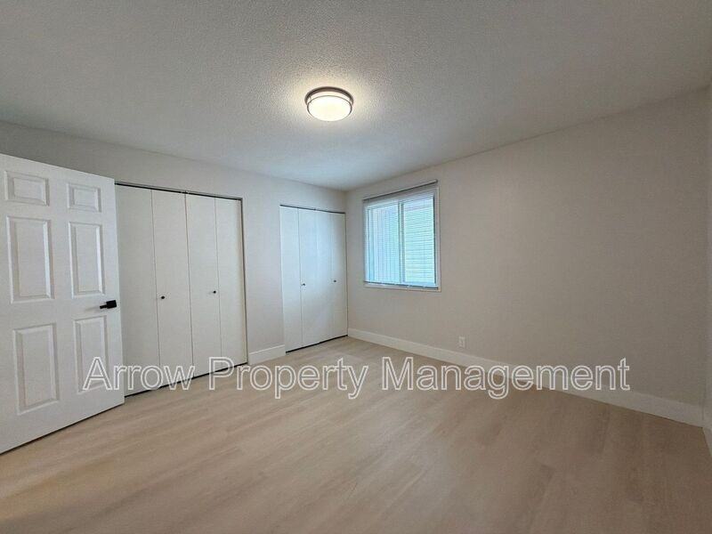 3619 N 60th St #24 - Photo 4 of 7
