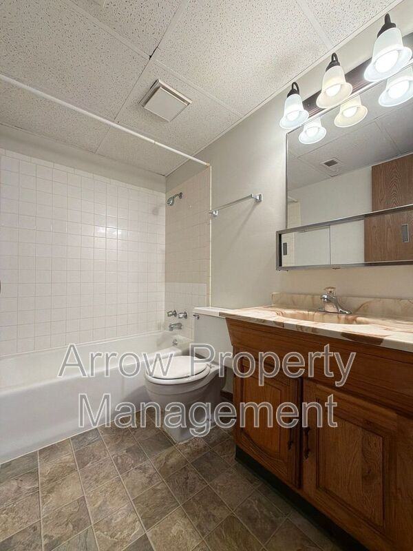 1421 D St - Photo 6 of 10