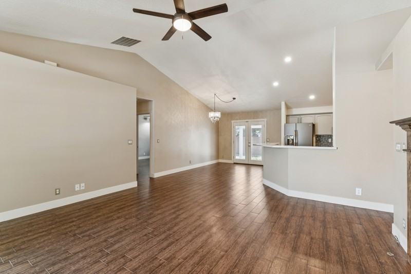 8284 W Galactic Ct - Photo 5 of 40