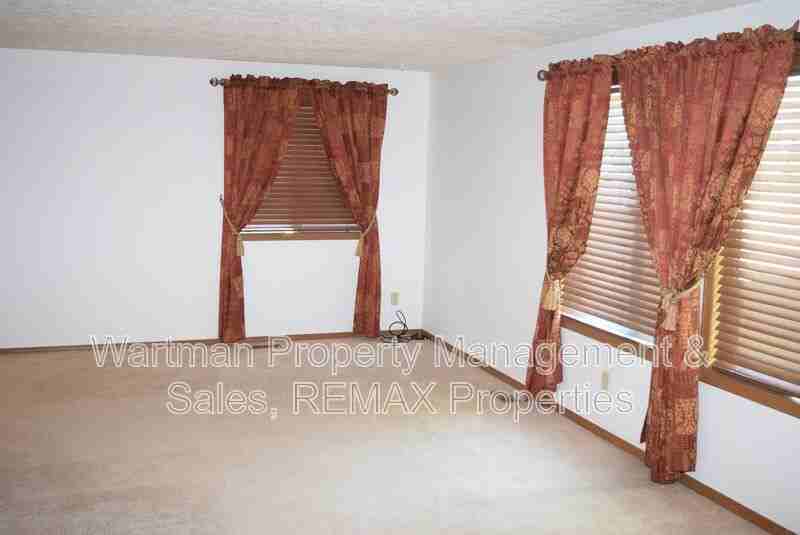 2860 Frazier Ln - Photo 3 of 20