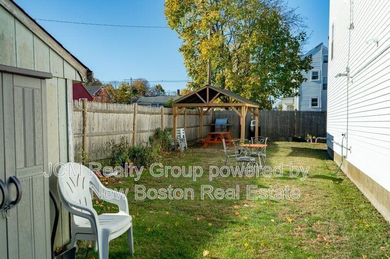 111 Main St #8R - Photo 5 of 7