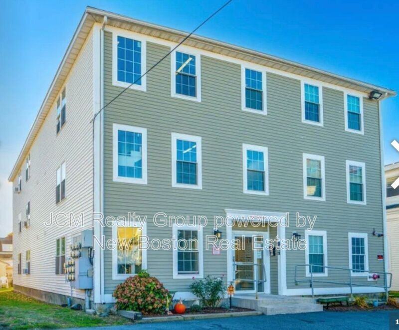 111 Main St #8R - Photo 6 of 7