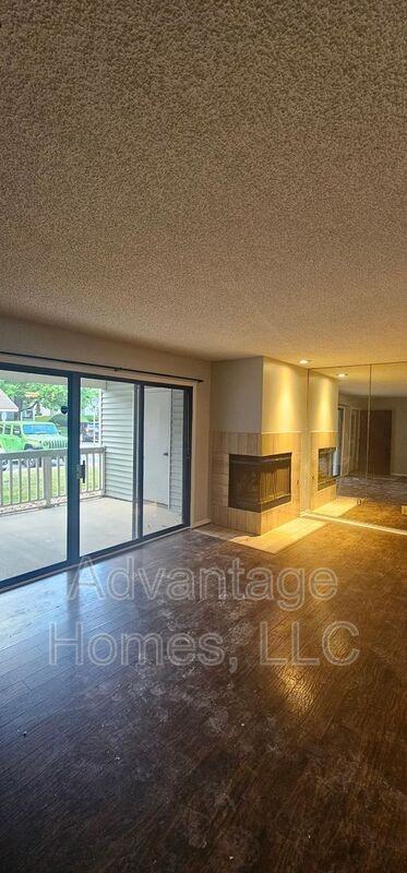 8793 W 106th Ter - Photo 7 of 35