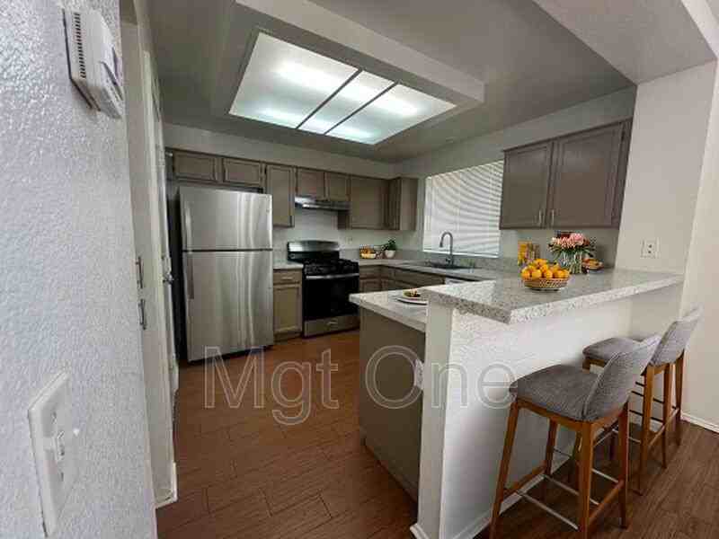 1240 Lilac Ridge Dr - Photo 3 of 23