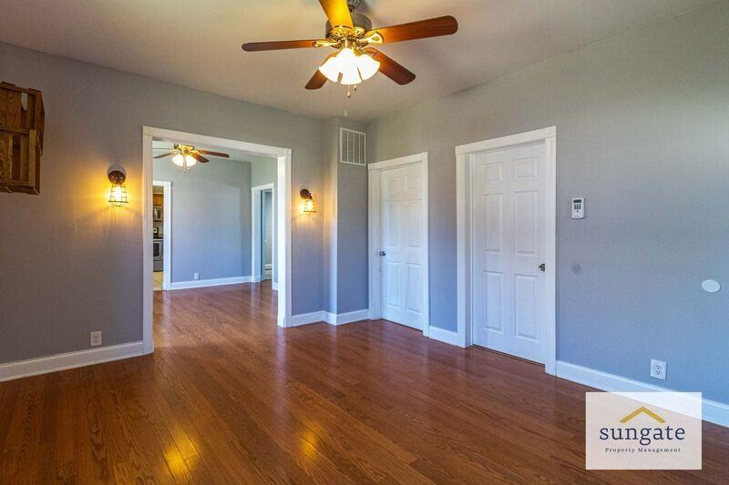 4607 Simms Ave - Photo 3 of 15