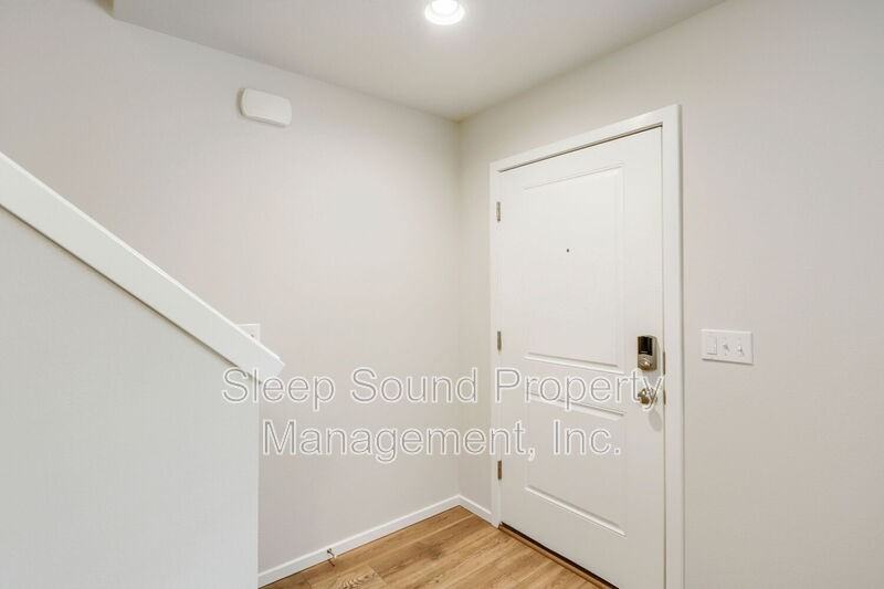 7803 Nw Spirea St - Photo 2 of 28