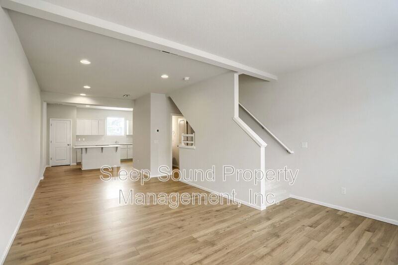 7803 Nw Spirea St - Photo 7 of 28