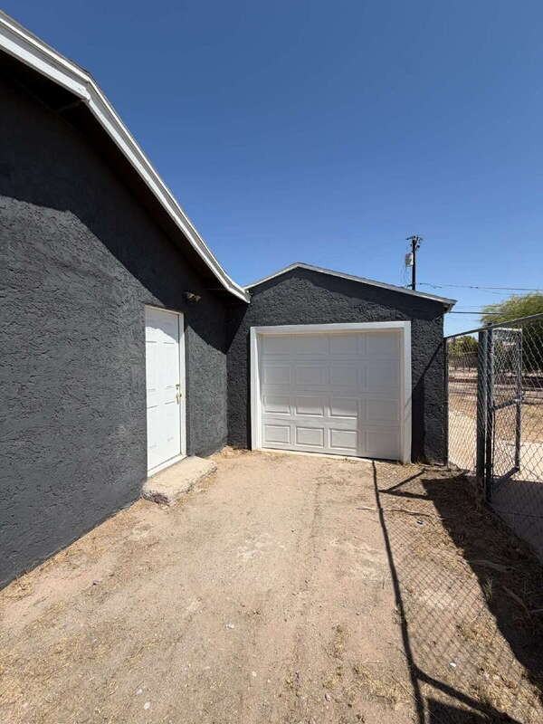 352 W Roosevelt Ave - Photo 3 of 25