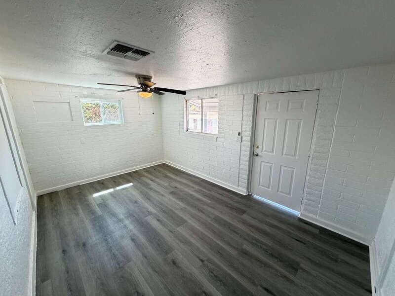 352 W Roosevelt Ave - Photo 4 of 25