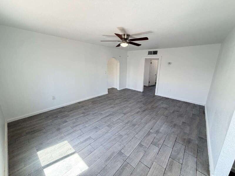 352 W Roosevelt Ave - Photo 7 of 25