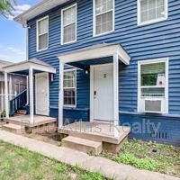 featured image of 1724 Pear St