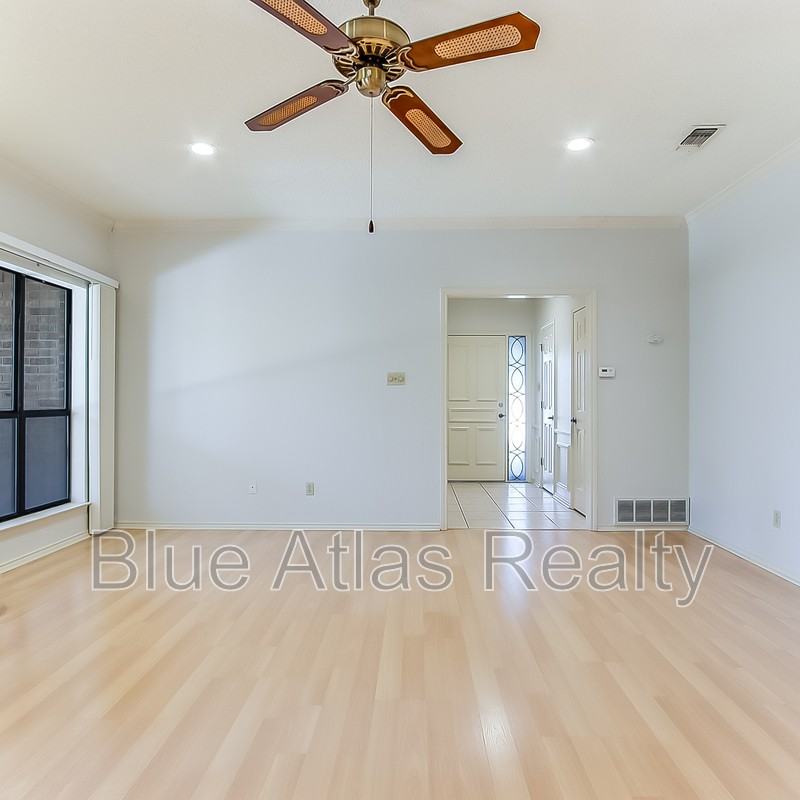 5727 Ridgerock Rd - Photo 5 of 25