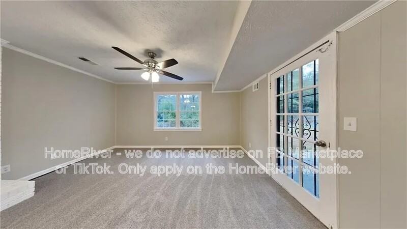 1657 Devon Ct - Photo 2 of 13