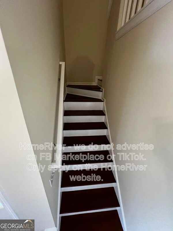 2360 Wellington Cir - Photo 7 of 18