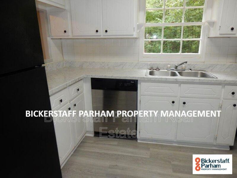 941 Lee St - Photo 4 of 11