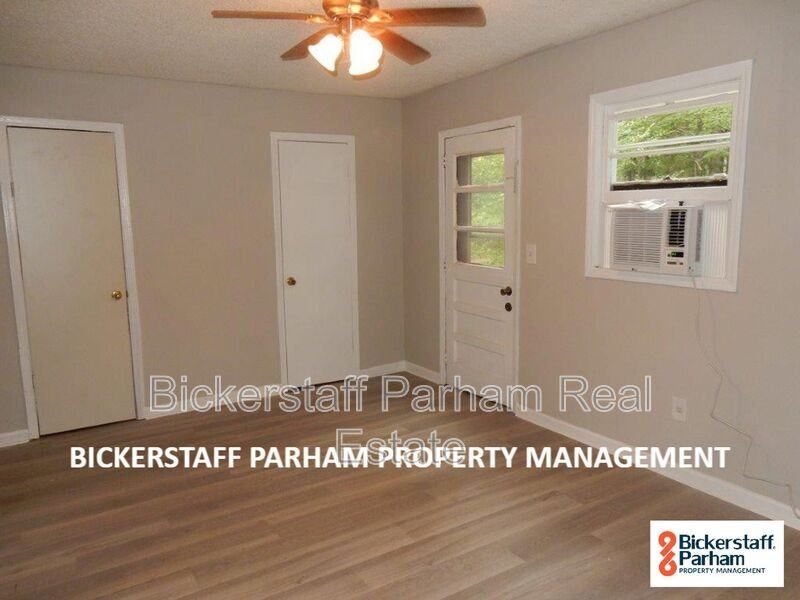 941 Lee St - Photo 5 of 11