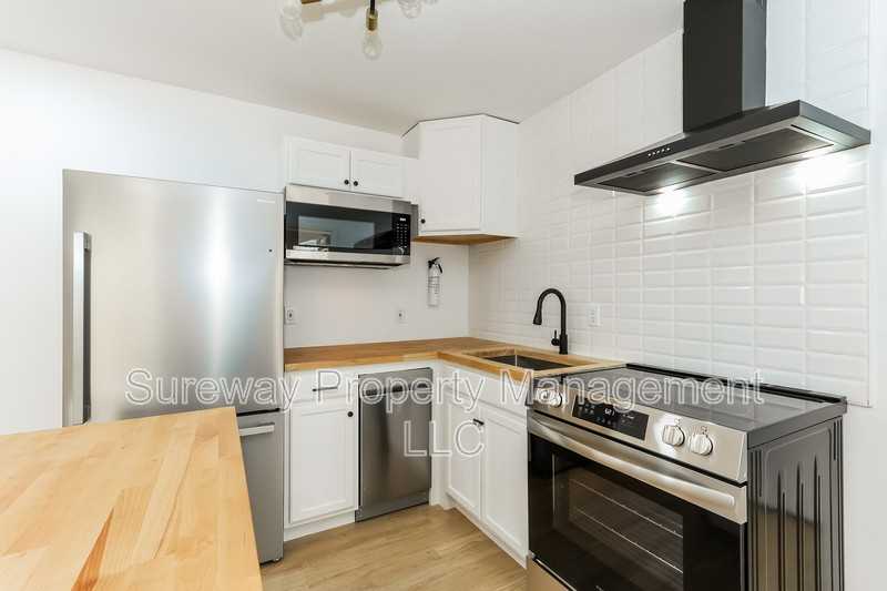 1722 Overbrook Ave #C - Photo 5 of 15