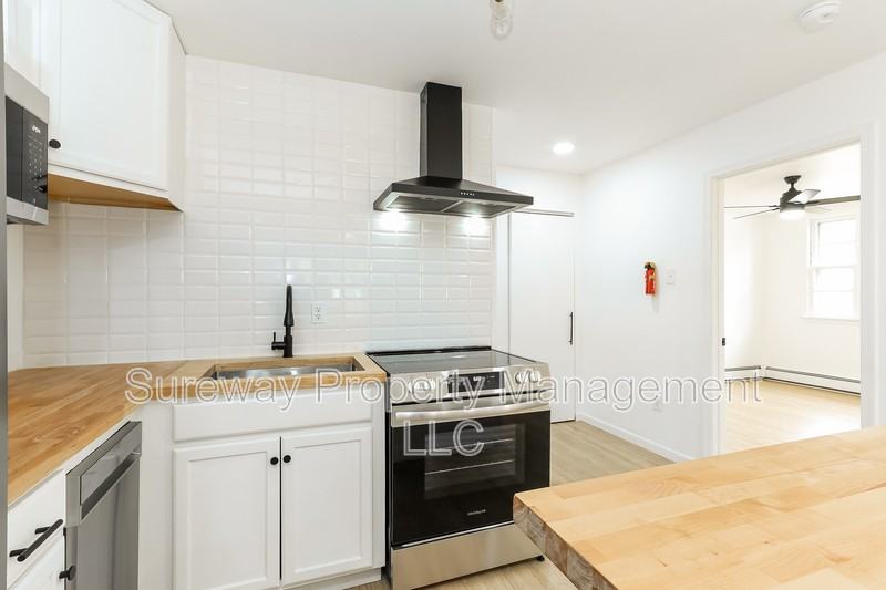 1722 Overbrook Ave #C - Photo 6 of 15