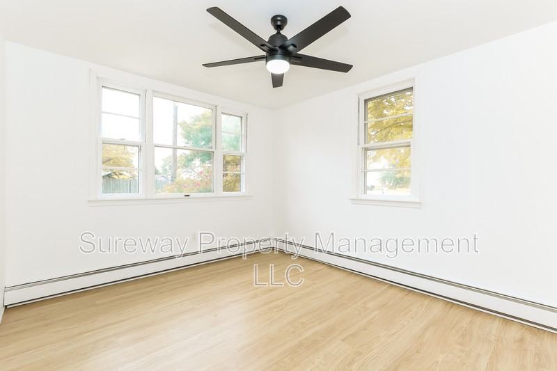 1722 Overbrook Ave #C - Photo 7 of 15