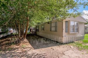 featured image of 1961 Quality Blvd #12