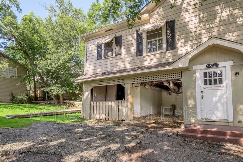 811 Sam Houston Ave #A - Photo 3 of 21