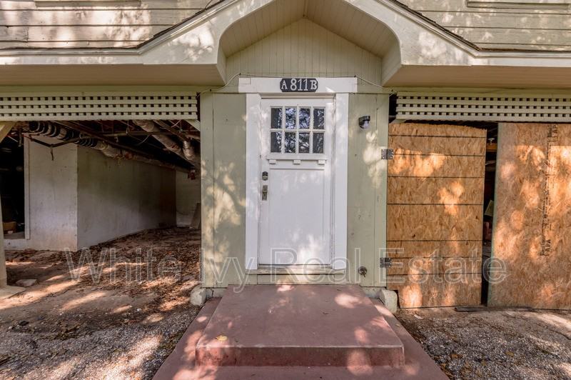811 Sam Houston Ave #A - Photo 4 of 21