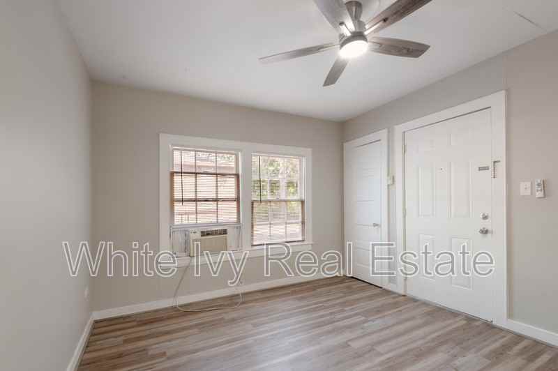 811 Sam Houston Ave #A - Photo 6 of 21
